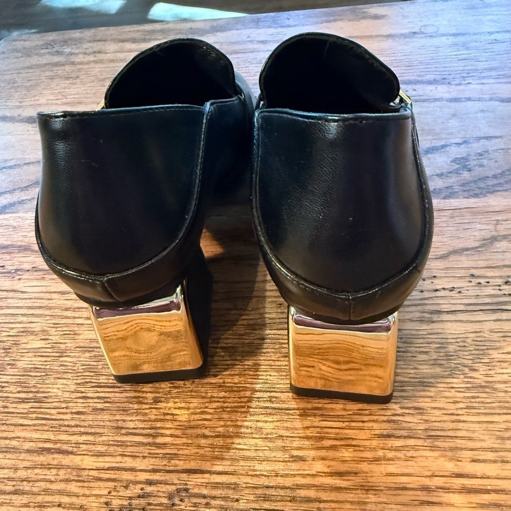 Black Leather square Toe Loafer Heels Gold Hardware Size 5 NWOT - Picture 7 of 11